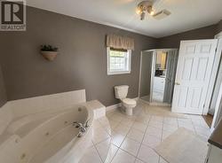 Main bath - 