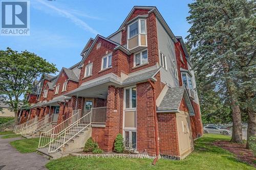 382 BRISTON PRIVATE  Ottawa, ON K1G 5R2