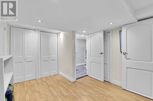 484 Mutual Street, Ottawa, ON - Indoor Photo Showing Other Room