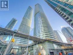 5402 - 14 YORK STREET  Toronto, ON M5J 2Z2