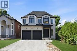 132 STONE CHURCH Road E  Hamilton, ON L9B 1A9