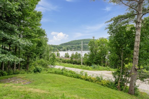 Vue - 48 Ch. Des Diligences, Austin, QC 