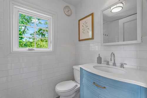 Salle de bains - 57 Av. Montrose, Pointe-Claire, QC 