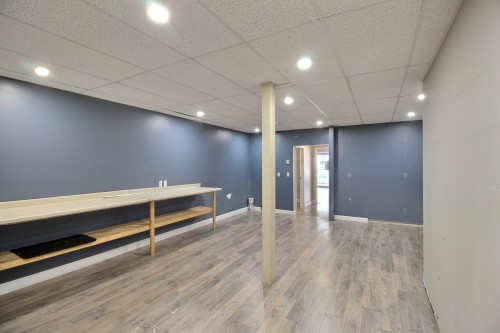 Entrepôt - 23 Rue Monseigneur-Tessier E., Rouyn-Noranda, QC - Indoor