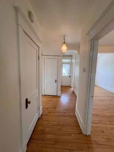 Vue d'ensemble - 8411 Rue St-Hubert, Montréal (Villeray/Saint-Michel/Parc-Extension), QC - Indoor Photo Showing Other Room