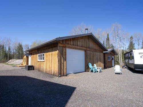1035 Peterson Road, Gorham, ON - Outdoor With Exterior