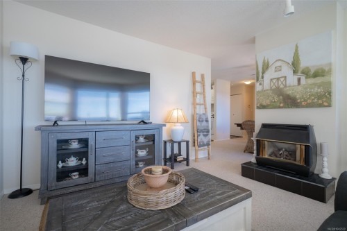 #305-240 Milton St, Nanaimo, BC 