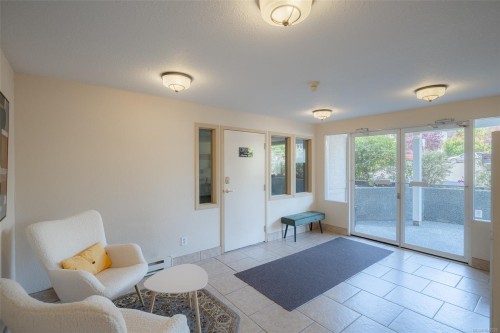 #305-240 Milton St, Nanaimo, BC 