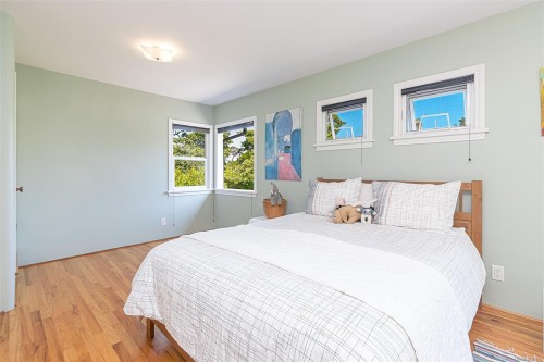 1 Briar Pl, Victoria, BC 