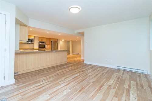 1 Briar Pl, Victoria, BC 