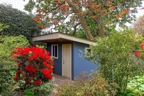 1 Briar Pl, Victoria, BC 