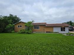 5661 HWY 9 HWY St Andrews, MB R1A 2S9