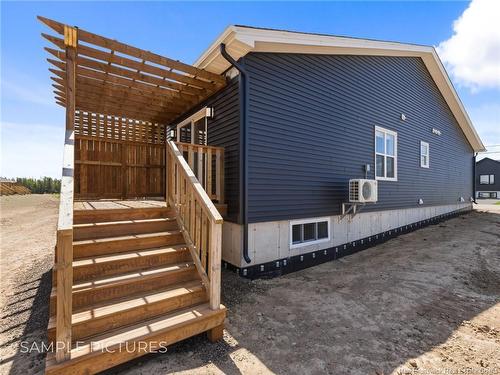 30 Violet St, Shediac, NB 