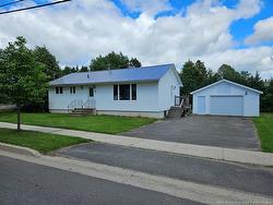 4 Hollybrook ST  Fredericton, NB E3A 4N7