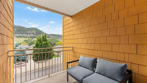 404-571 Yates Road, Kelowna, BC 