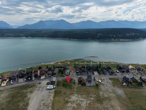 1589 Koocanusa Lake Drive, Lake Koocanusa, BC - Outdoor With Body Of Water With View