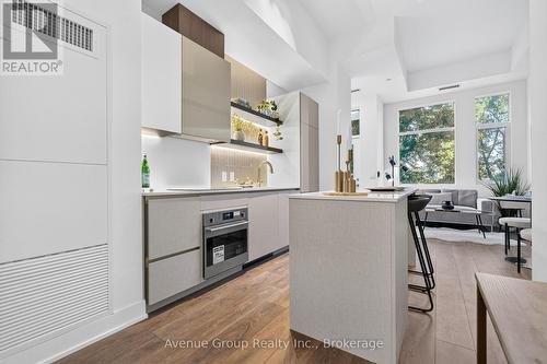 Th58 - 1285 Queen Street E, Toronto, ON 