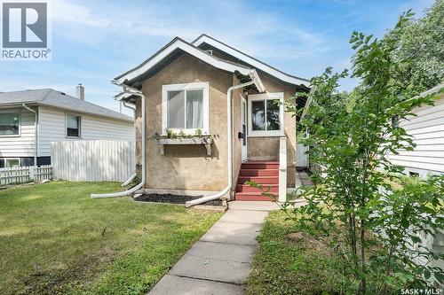 1223 C Avenue N, Saskatoon, SK 