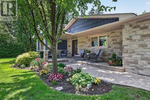 2233 Oneida Crescent, Mississauga, ON 