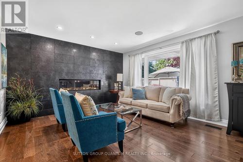 2233 Oneida Crescent, Mississauga, ON 