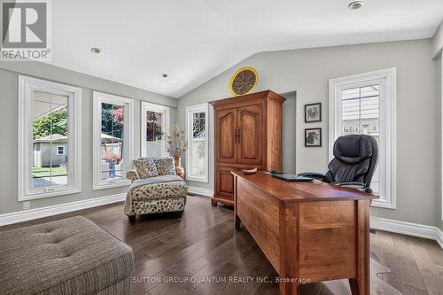 2233 Oneida Crescent, Mississauga, ON 