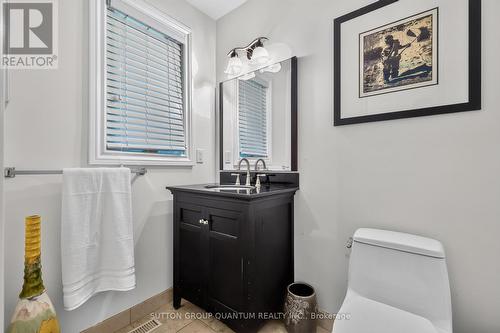 2233 Oneida Crescent, Mississauga, ON 