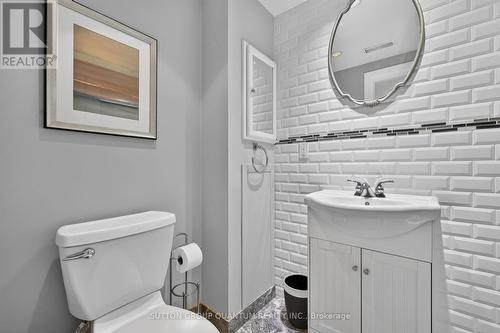 2233 Oneida Crescent, Mississauga, ON 