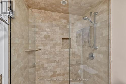 2233 Oneida Crescent, Mississauga, ON 
