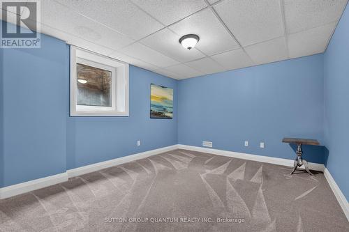 2233 Oneida Crescent, Mississauga, ON 