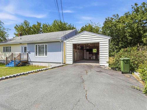 200 Caledonia Road, Dartmouth, NS 