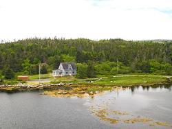 21 Fawsons Cove Road West Pennant, NS B3V 1M2