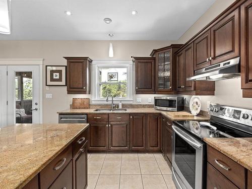 614 Piggott Avenue, Fall River, NS 
