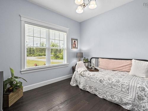 614 Piggott Avenue, Fall River, NS 