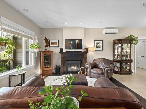 614 Piggott Avenue, Fall River, NS 