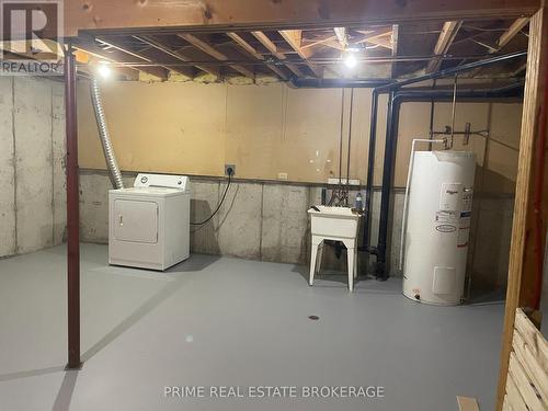 Laundry and Storage - 67 - 135 Belmont Drive, London South (South O), ON 