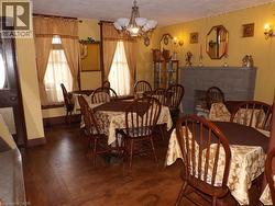 5815 MAIN Street Niagara Falls, ON L2G 5Z6