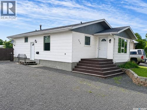 213 18th STREET NE  Weyburn, SK S4H 3J4