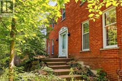 2150 EAST Street  Kilbride, ON L7P 0M3