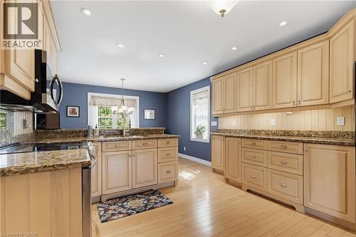 5276 Dickenson Road E, Hamilton, ON 