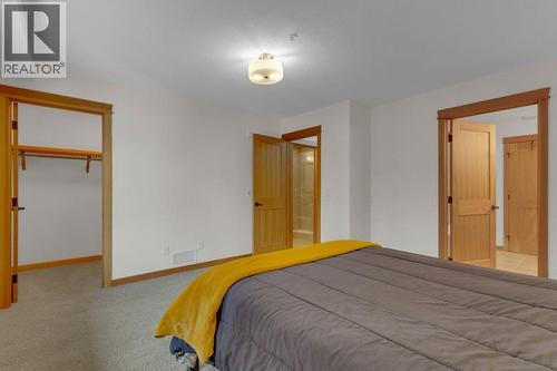 5102, 101E Stewart Creek Landing, Canmore, AB 