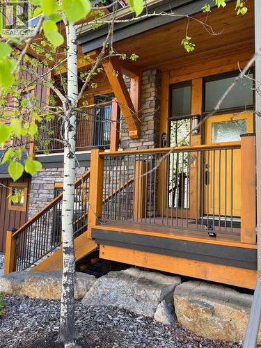 5102, 101E Stewart Creek Landing, Canmore, AB 