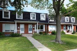 6 - 211 LAKE AVENUE N  Hamilton, ON L8E 1L5