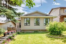 11 Bedford Drive NE  Calgary, AB T3K 1L2