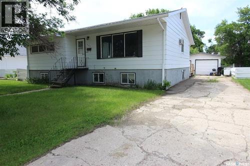 537 4th STREET W  Shaunavon, SK S0N 2M0