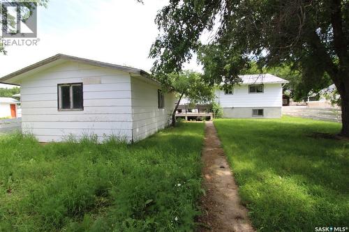 537 4Th Street W, Shaunavon, SK 