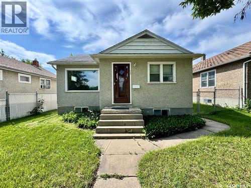 537 9th STREET E  Prince Albert, SK S6V 0Y4