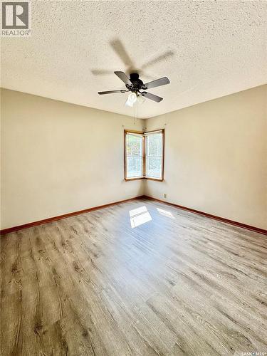 537 9Th Street E, Prince Albert, SK 