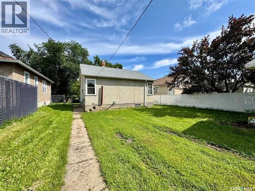 537 9Th Street E, Prince Albert, SK 