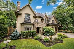 92 PINETREE WAY  Mississauga, ON L5G 2R1