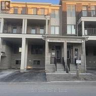 3 KINGS HILL DRIVE Brampton, ON L7A 0B8